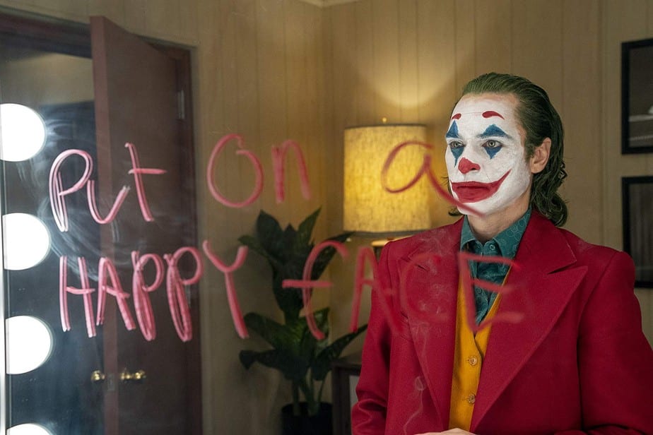 Joaquin Phoenix interpreta Coringa no novo filme da DC Comics