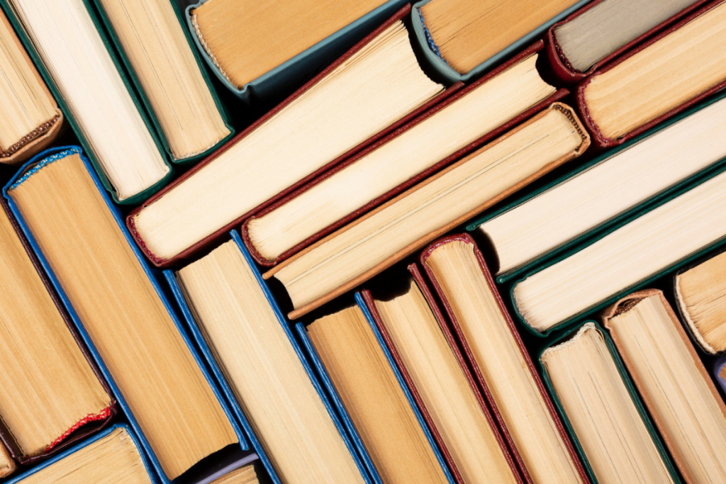 Alguns livros clássicos só se popularizaram entre os jovens por meio do TikTok.