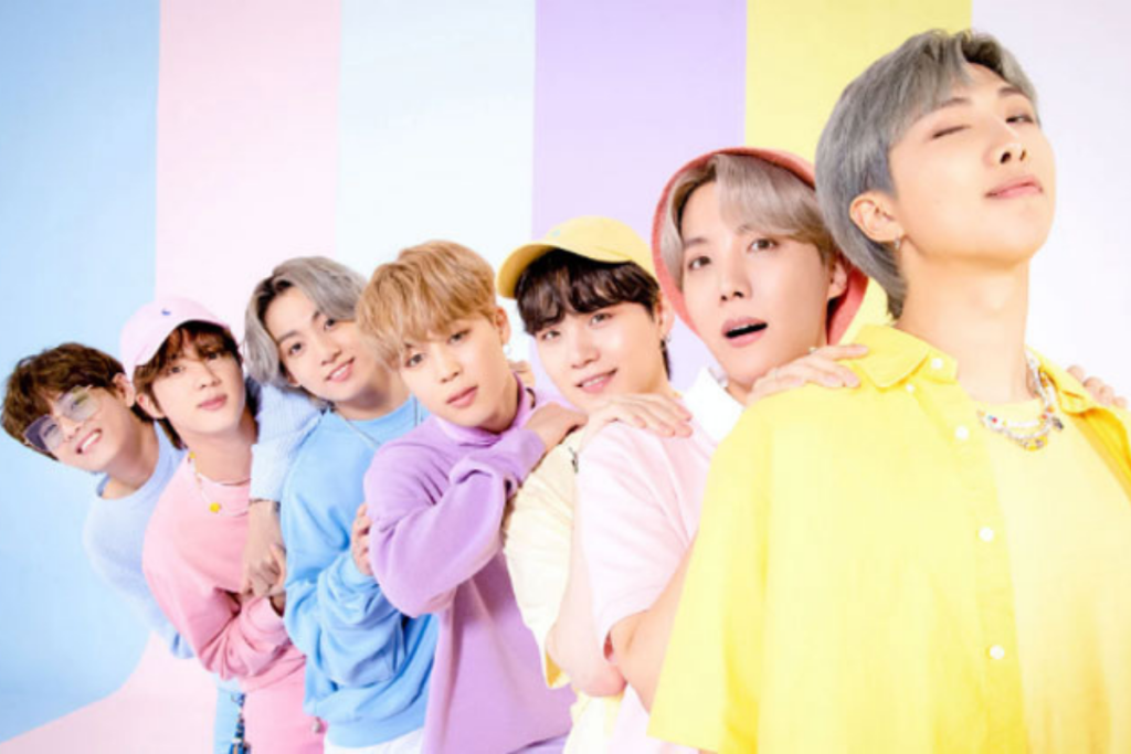 Após sucesso em todo mundo, grupos de K-pop fazem colaborações com o ocidente. 
