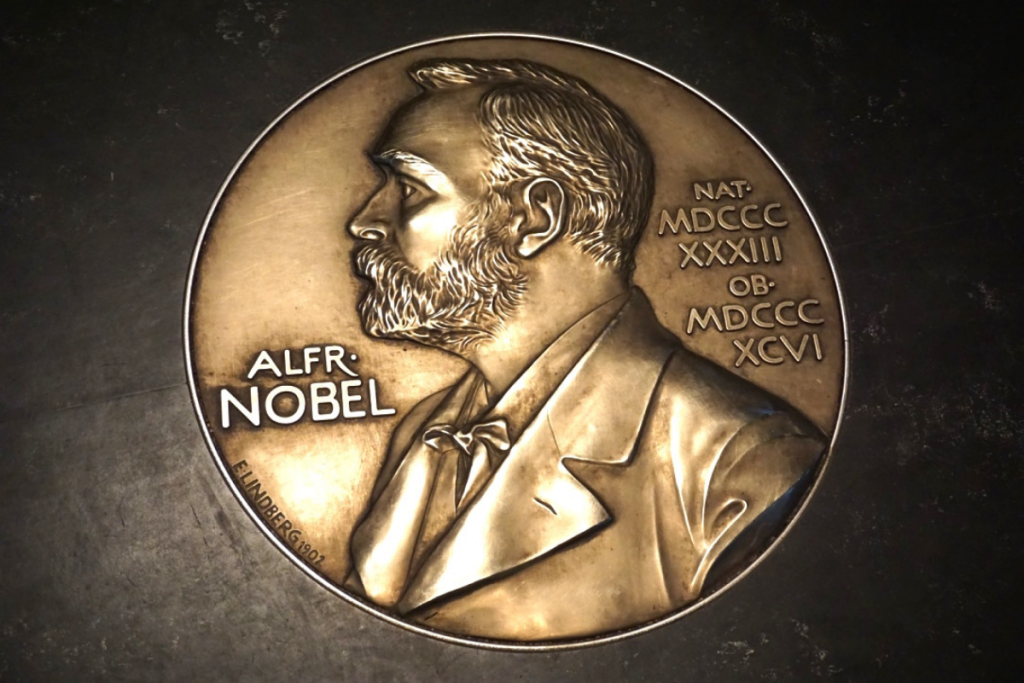 O Prêmio Nobel 2021 premiou mais de 10 pessoas por suas contribuições.