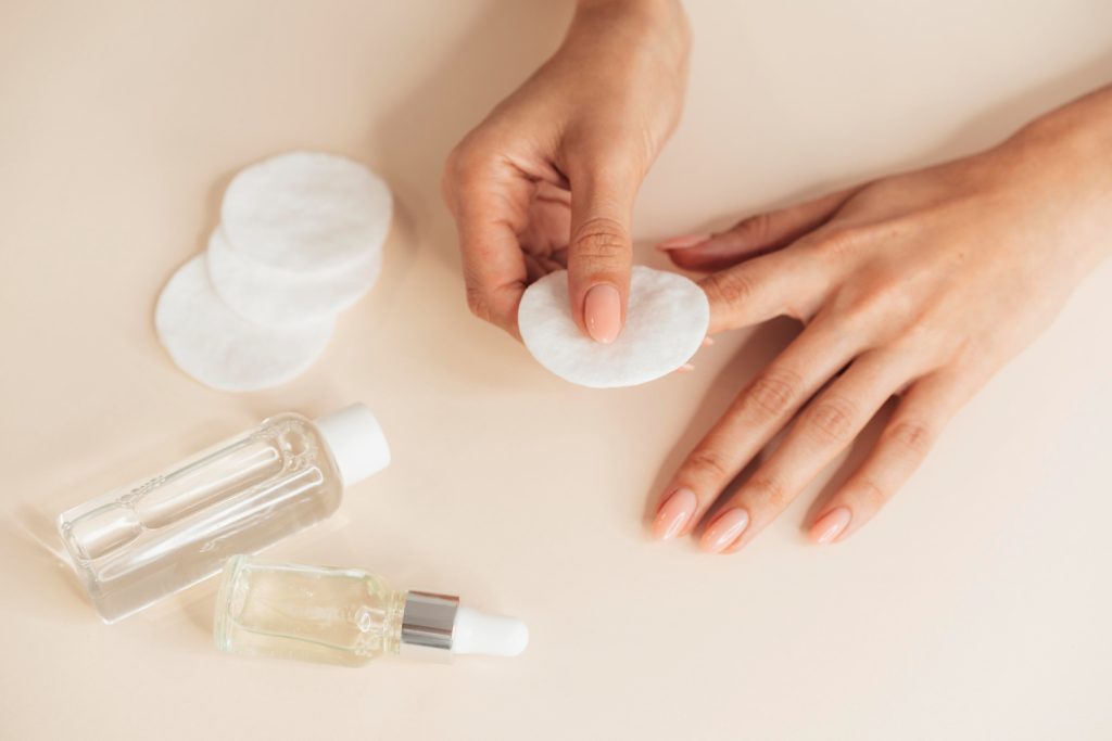 Conheça 5 produtos para o tratamento de unhas fracas.