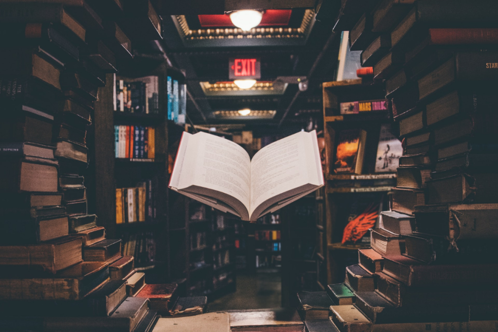 Confira 5 livros de fantasia que lançaram recentemente.