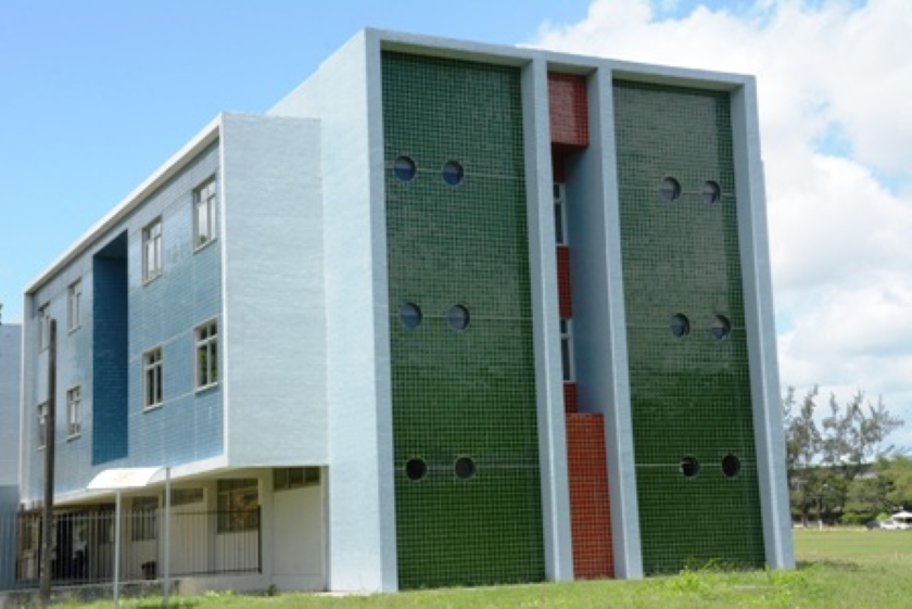 Uma das moradias com casa mista na Universidade Federal de Pernambuco.