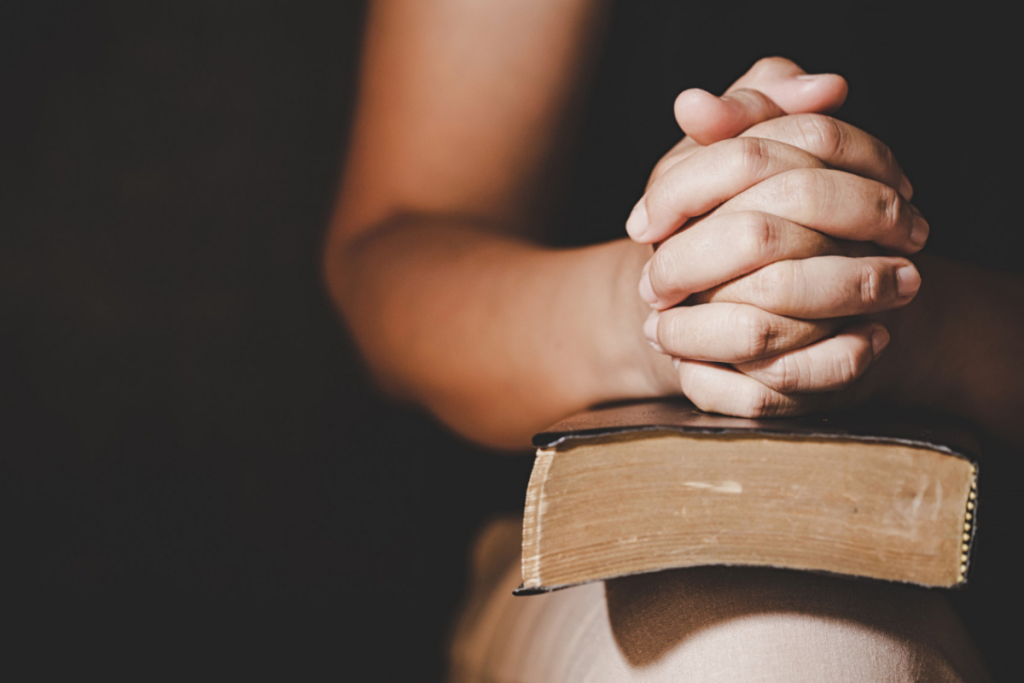 Entenda como a religião vem interferindo na política brasileira. 