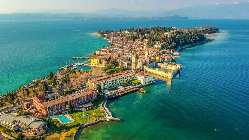 Sirmione, na Itália.