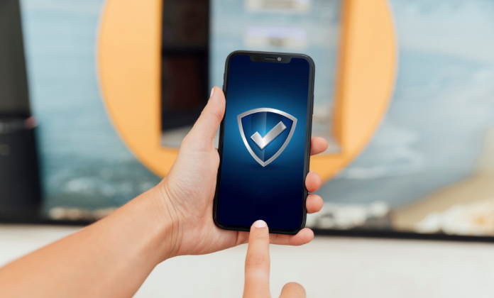 Veja se vale a pena ter um seguro para o Iphone 16e.