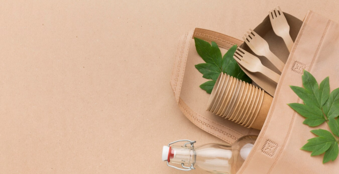 Veja como o upcycling na beleza junta criatividade e sustentabilidade.