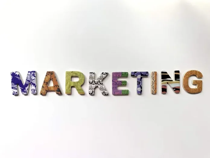 Descubra quem é Philip Kotler: o pai do marketing moderno. | Foto: Unsplash.