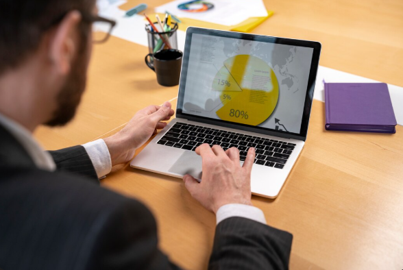 Consultoria em marketing digital.