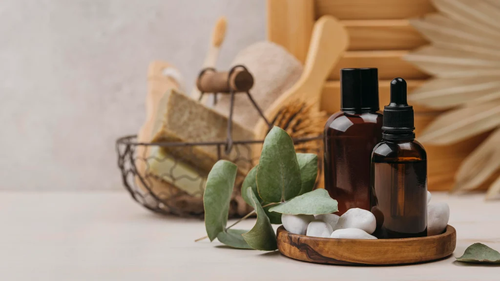 Os cosméticos naturais são um meio de acesso ao universo da beleza limpa e consciente.